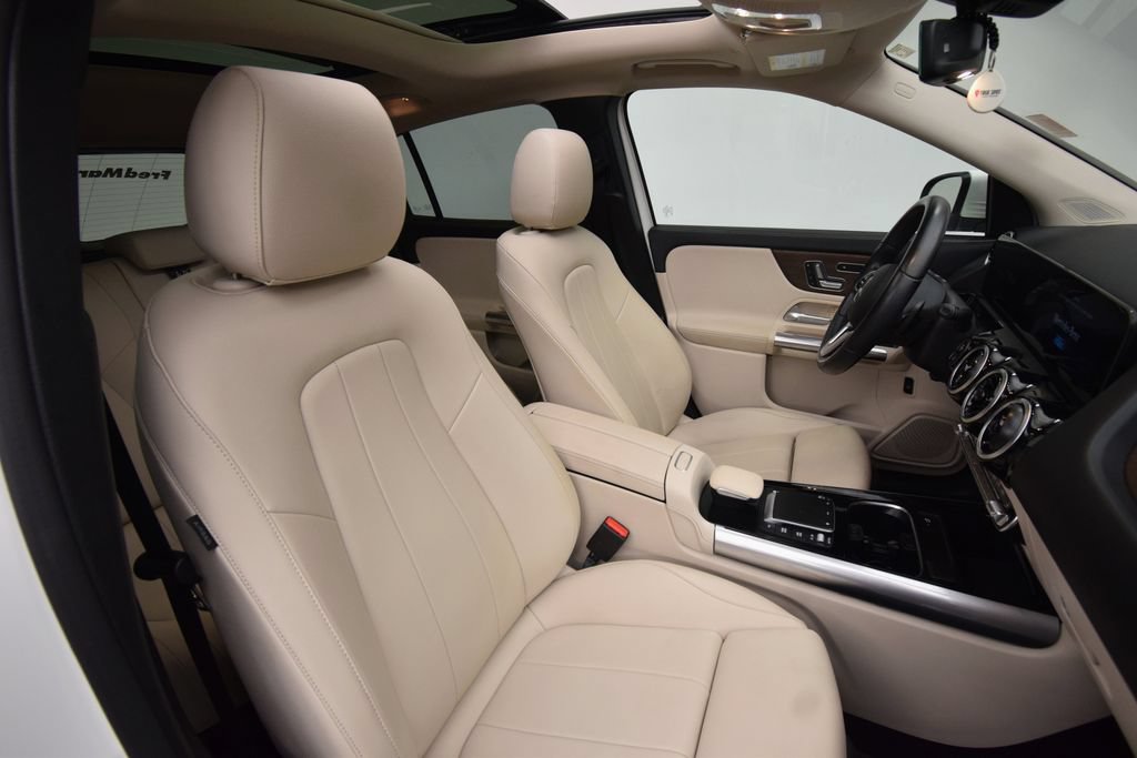 Used 2021 Mercedes-Benz GLA 250 4MATIC image 19