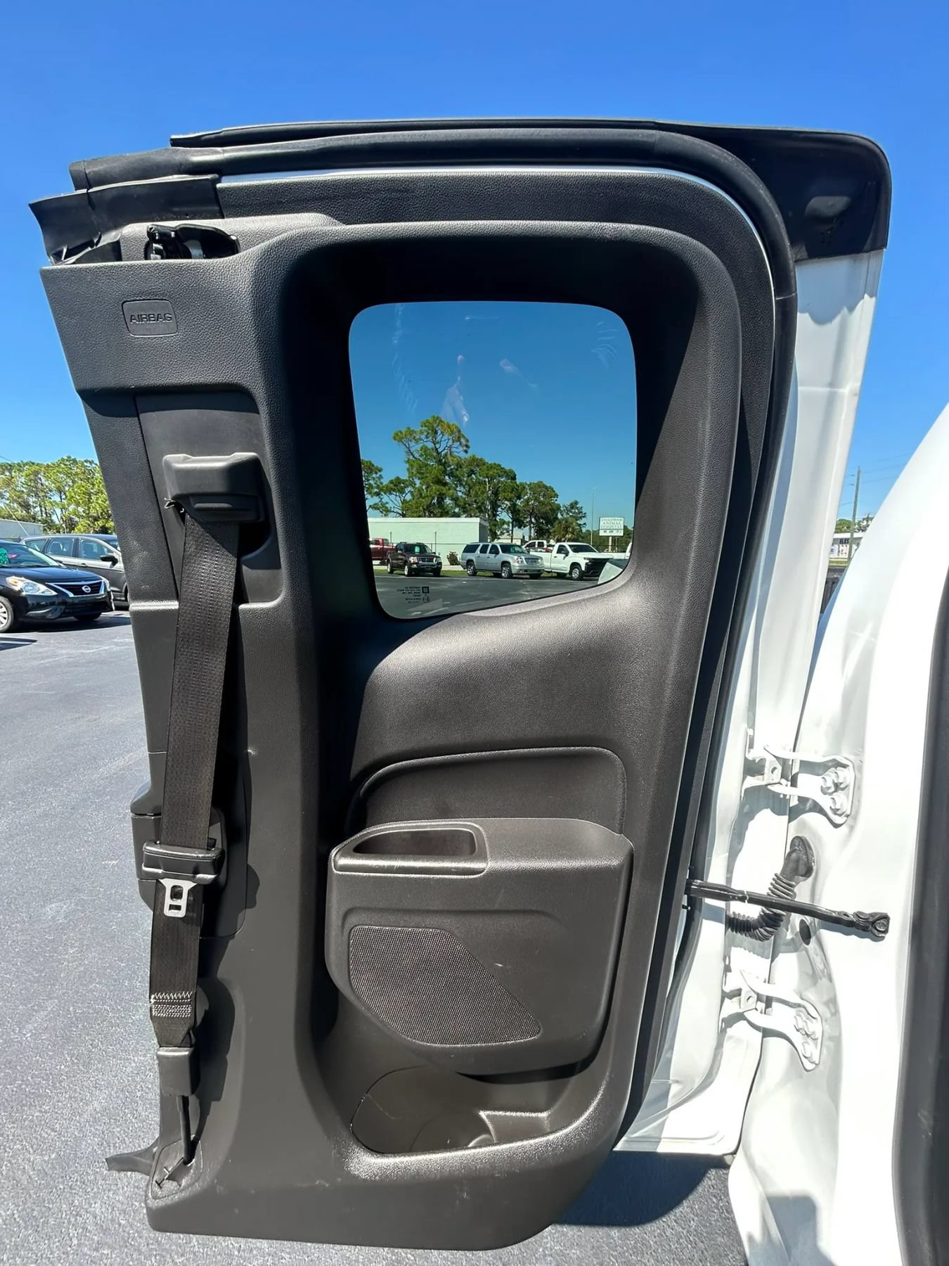 Used 2021 Chevrolet Colorado W/T w/ WT Convenience Package RWD image 15