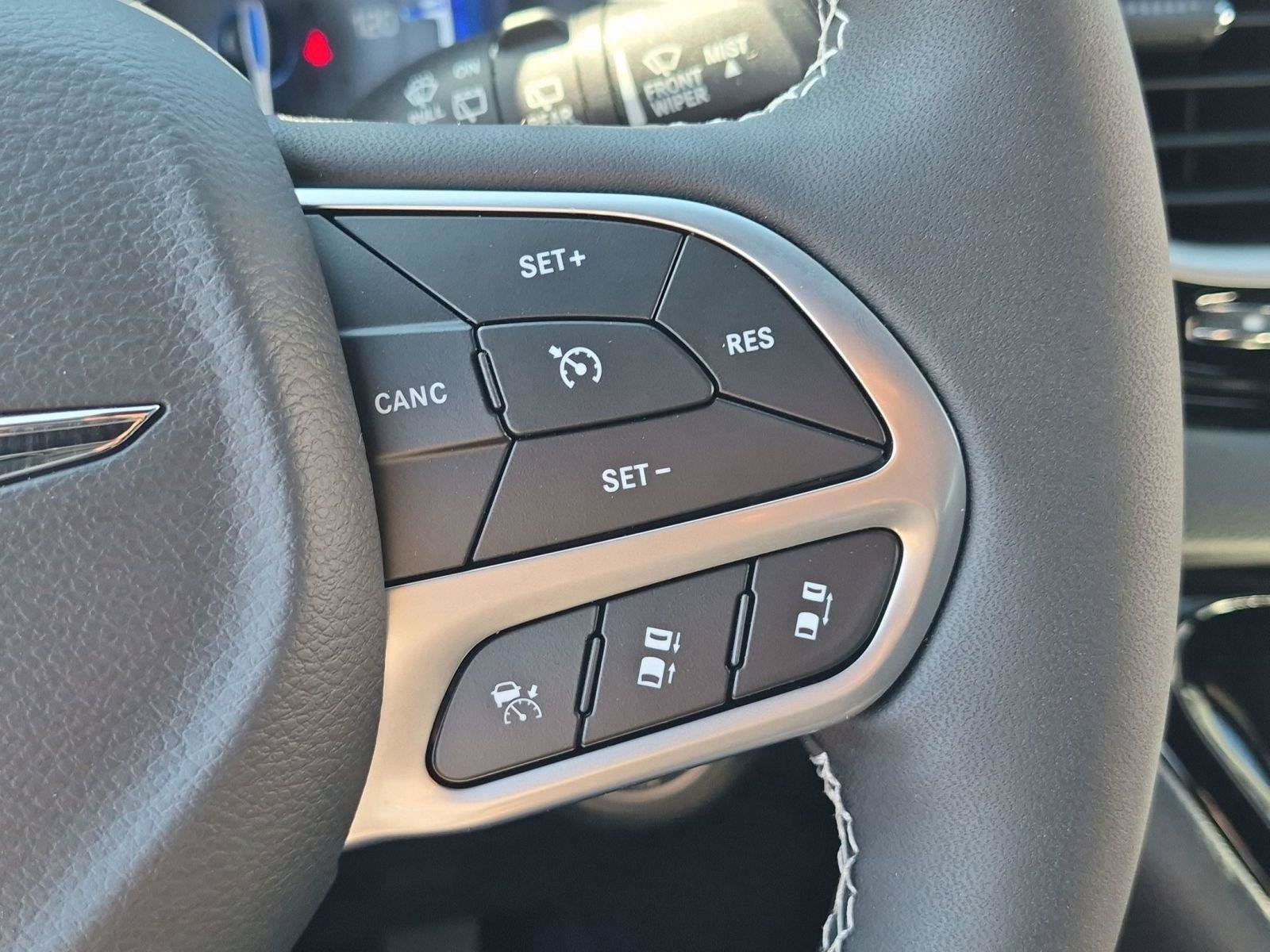 New 2026 Chrysler Voyager LX FWD image 27