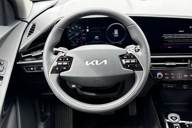 New 2026 Kia Niro Wind FWD image 17
