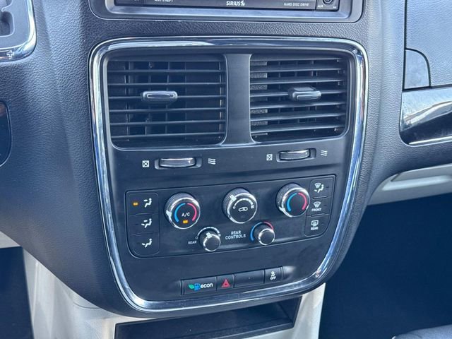 Used 2020 Dodge Grand Caravan SXT FWD image 33