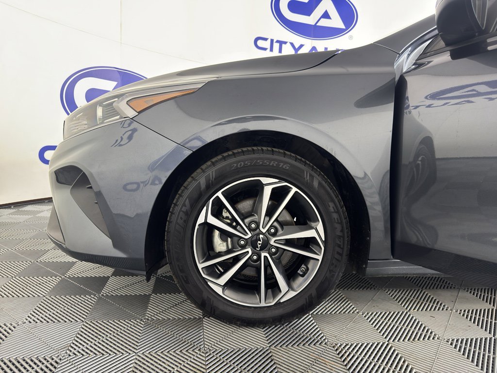 Used 2023 Kia Forte LXS image 12