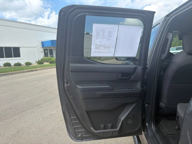 Used 2024 Toyota Tacoma SR5 AWD/4WD image 11