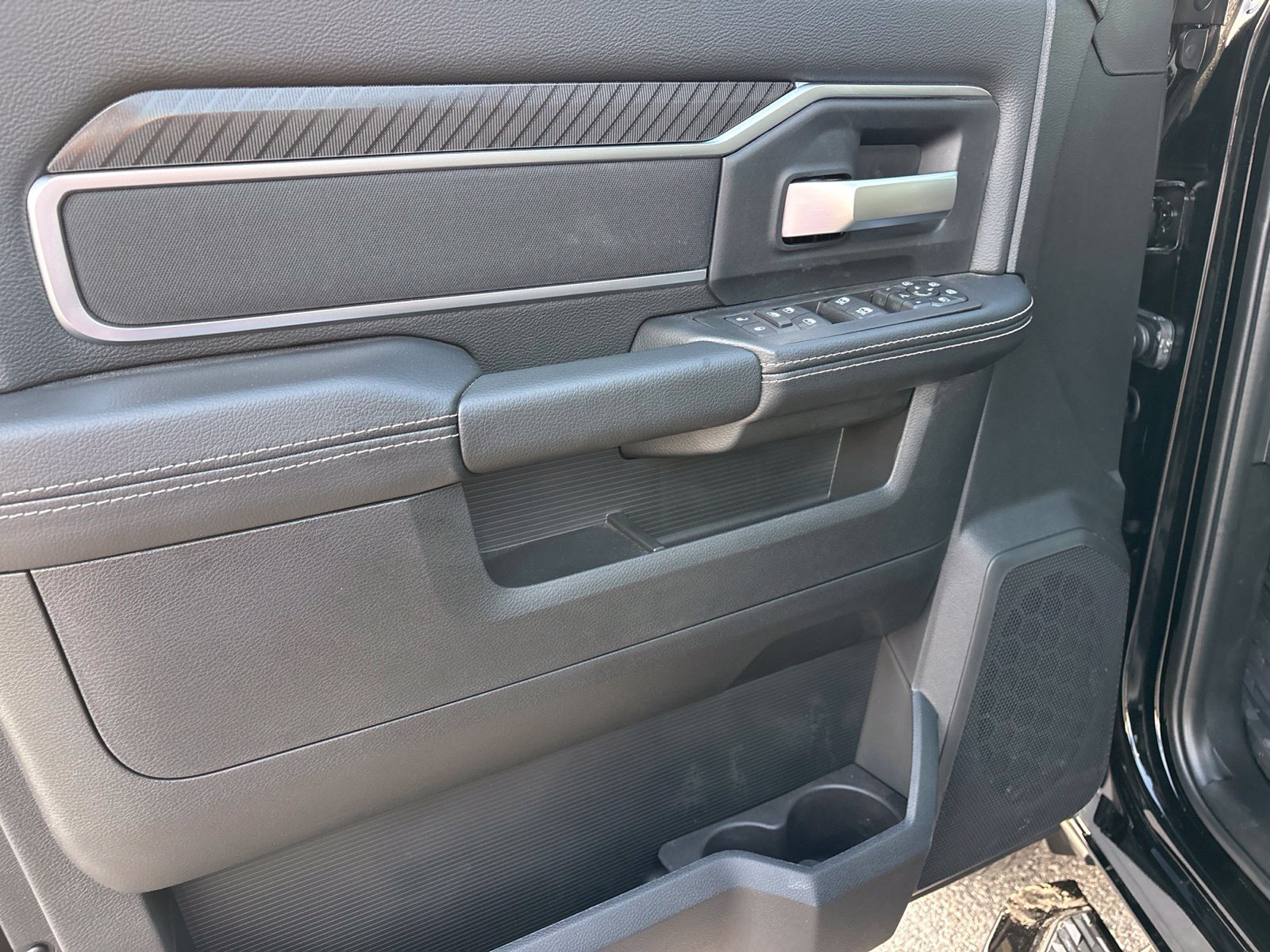 New 2027 RAM 3500 Lone Star AWD/4WD image 10