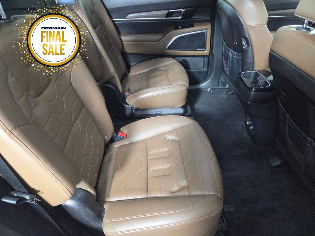 Used 2022 Kia Telluride SX w/ SX Prestige Package image 19