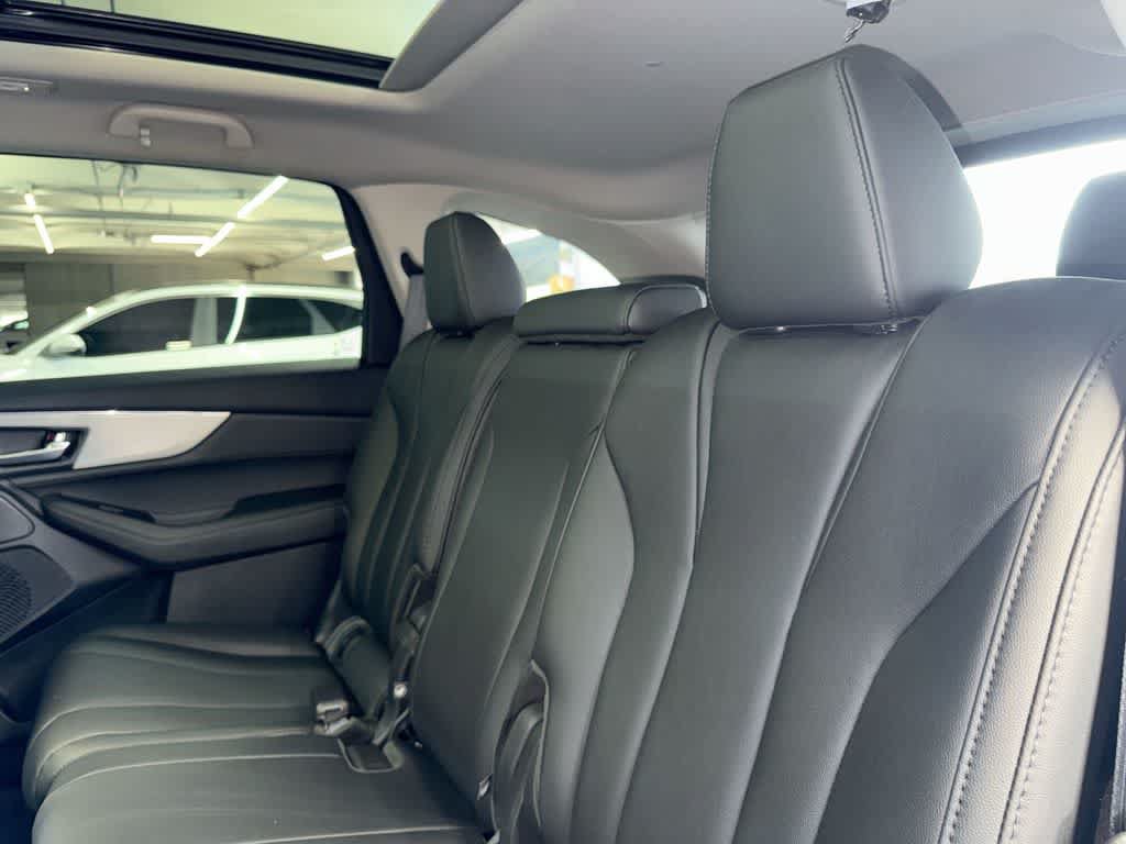 Used 2025 Acura MDX FWD image 22
