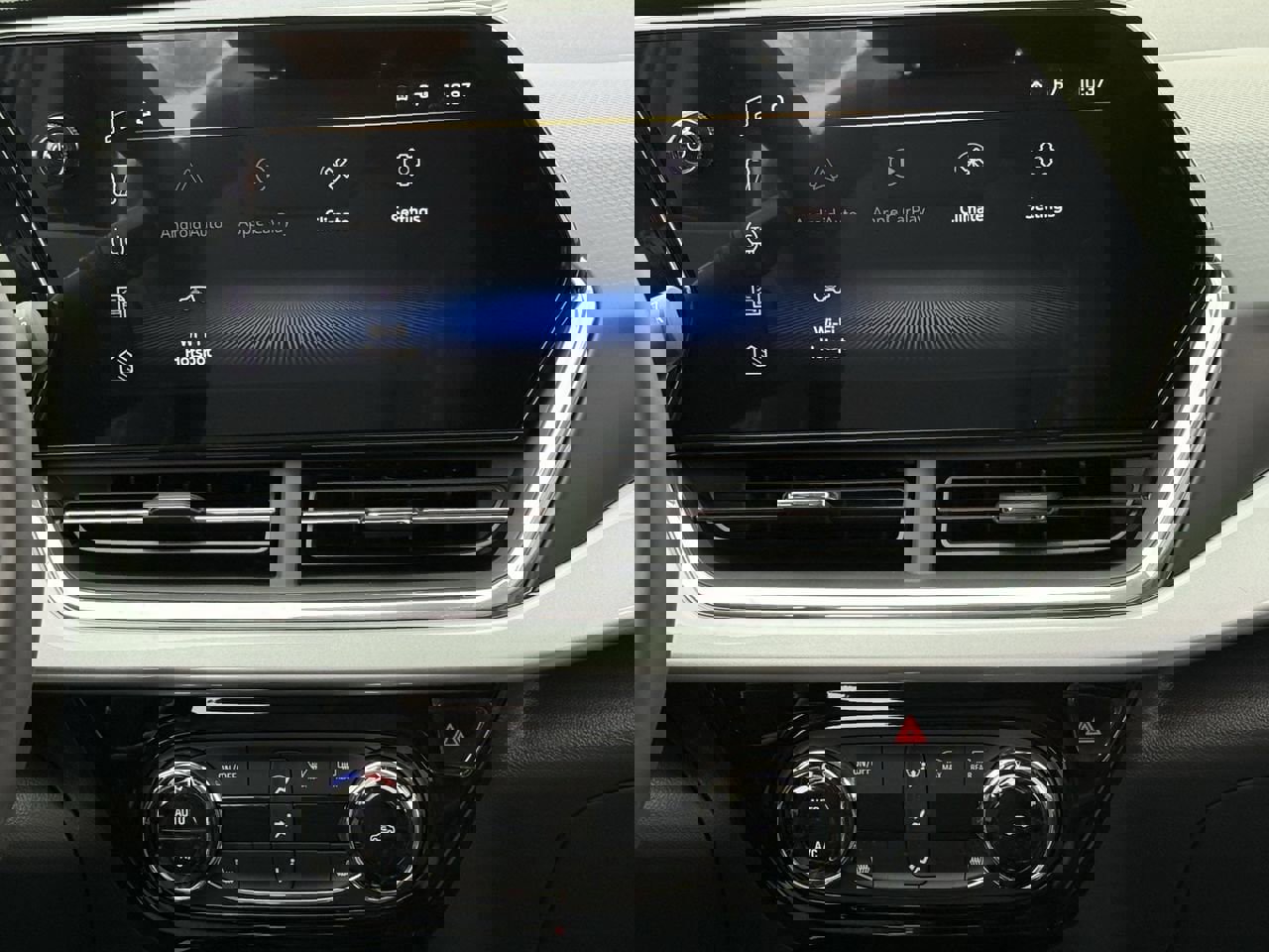 New 2026 Chevrolet Trax LT w/ Driver Confidence Package image 14