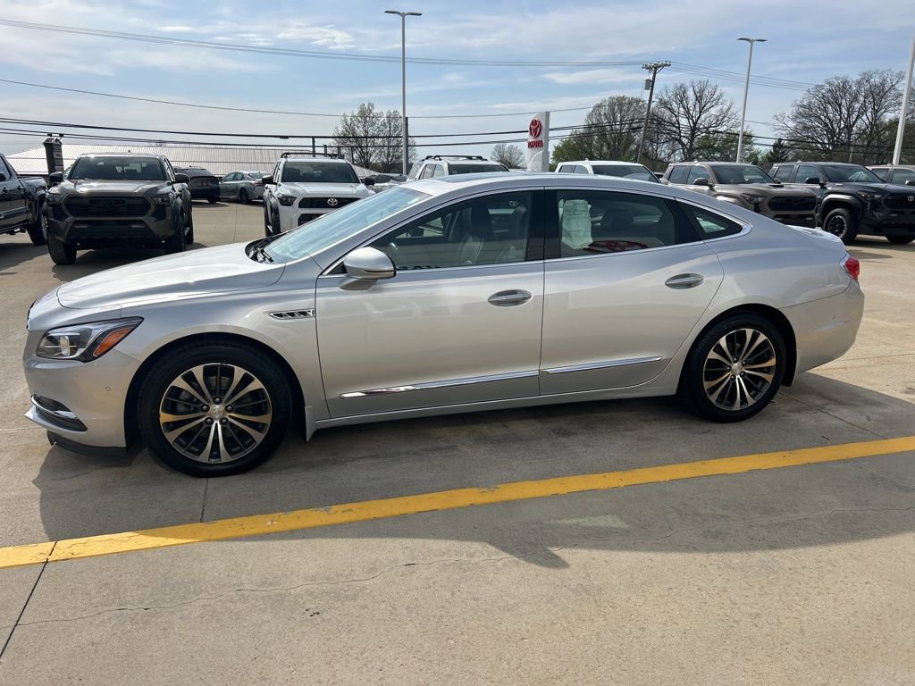 Used 2017 Buick LaCrosse Premium w/ Driver Confidence Package #2 FWD image 4