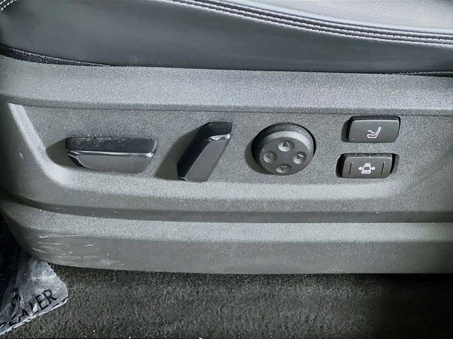 Used 2025 INFINITI QX80 Sensory AWD/4WD image 13
