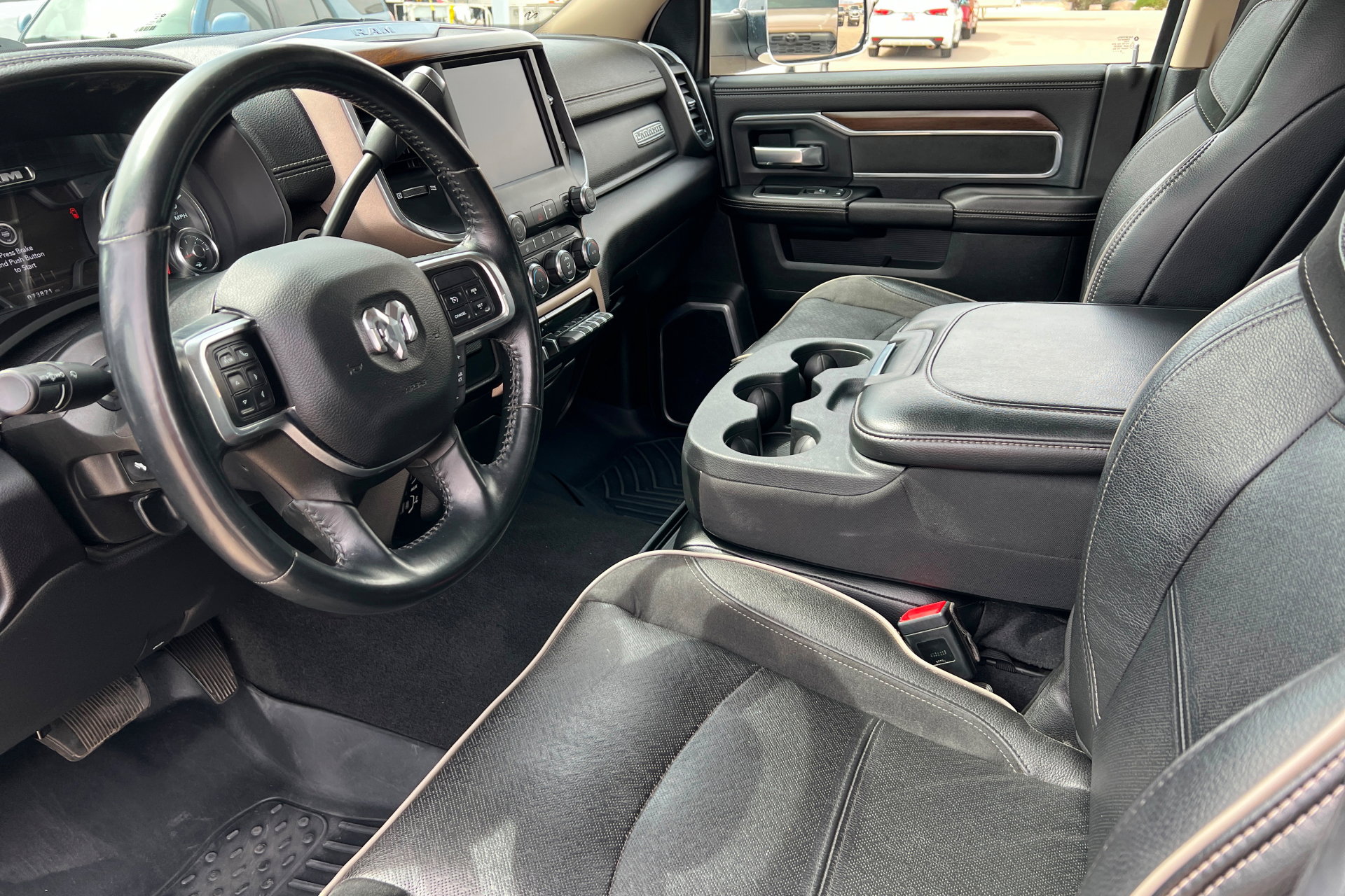 Used 2022 RAM 2500 Laramie image 15