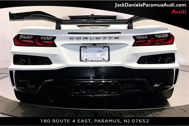 Used 2023 Chevrolet Corvette Z06 w/ Z07 Performance Package image 4