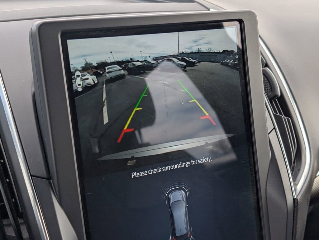 Used 2021 Ford Edge Titanium w/ Equipment Group 301A image 20