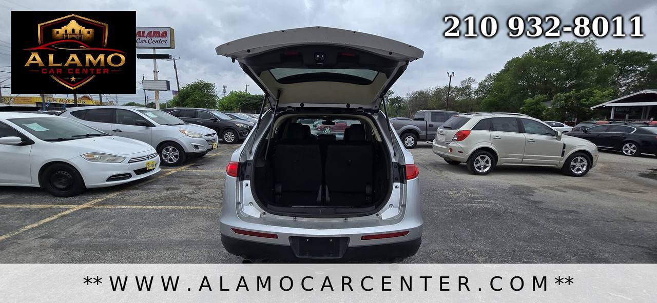 Used 2015 Lincoln MKT AWD w/ Equipment Group 201A image 27