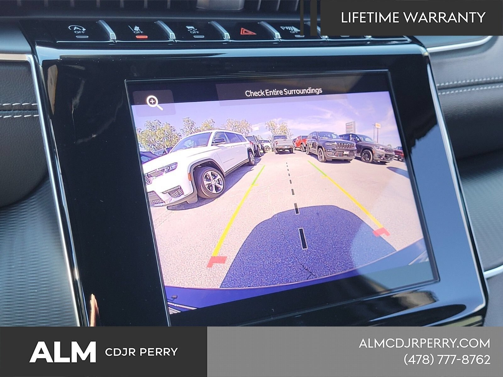 New 2025 Jeep Grand Cherokee Altitude AWD/4WD image 23