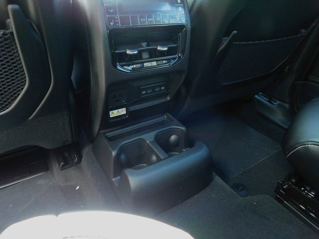 New 2026 Jeep Grand Cherokee L Limited image 18