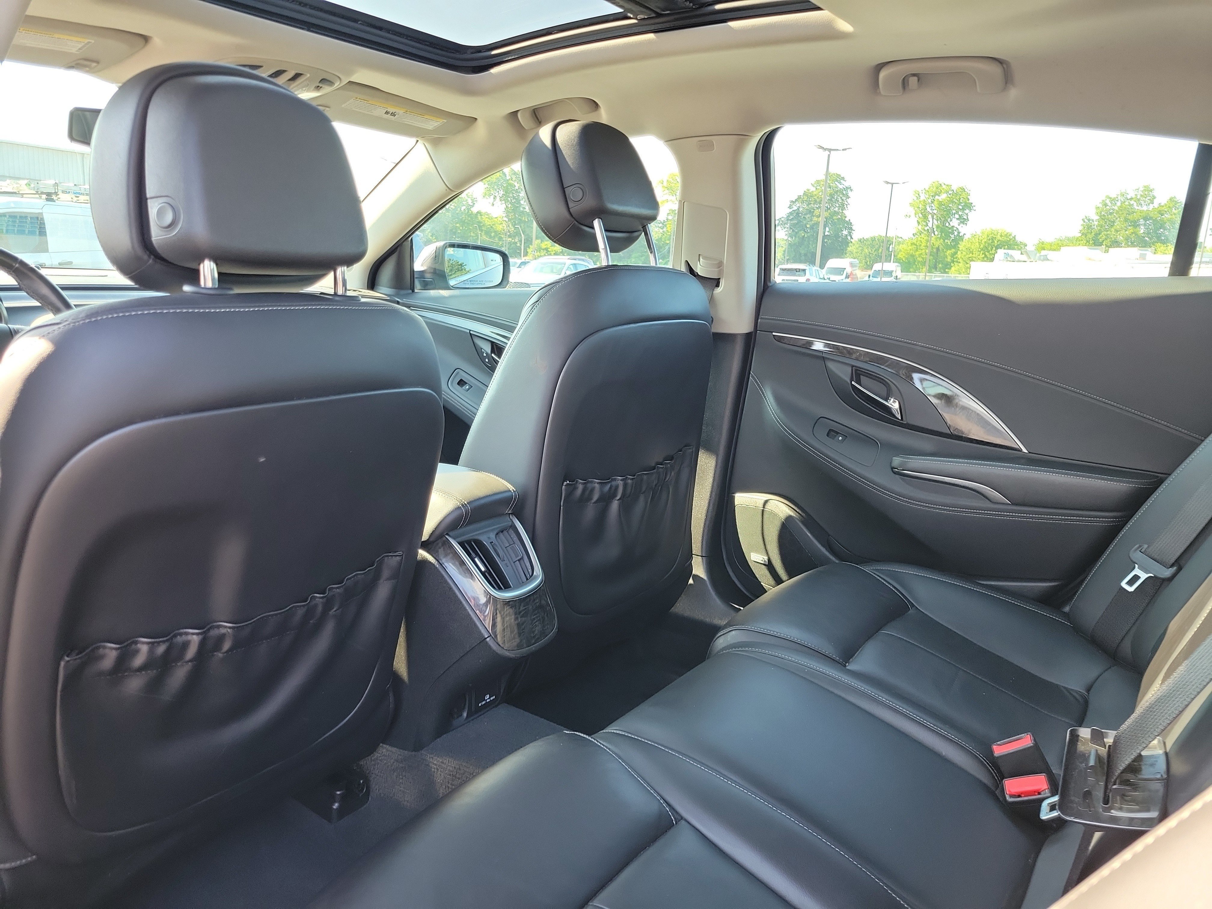 Used 2014 Buick LaCrosse Leather w/ Driver Confidence Package FWD image 14