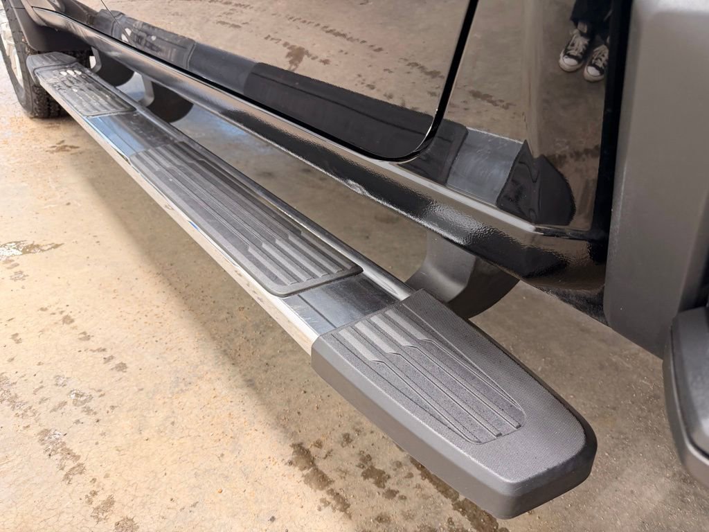 Used 2023 GMC Sierra 2500 Denali image 16