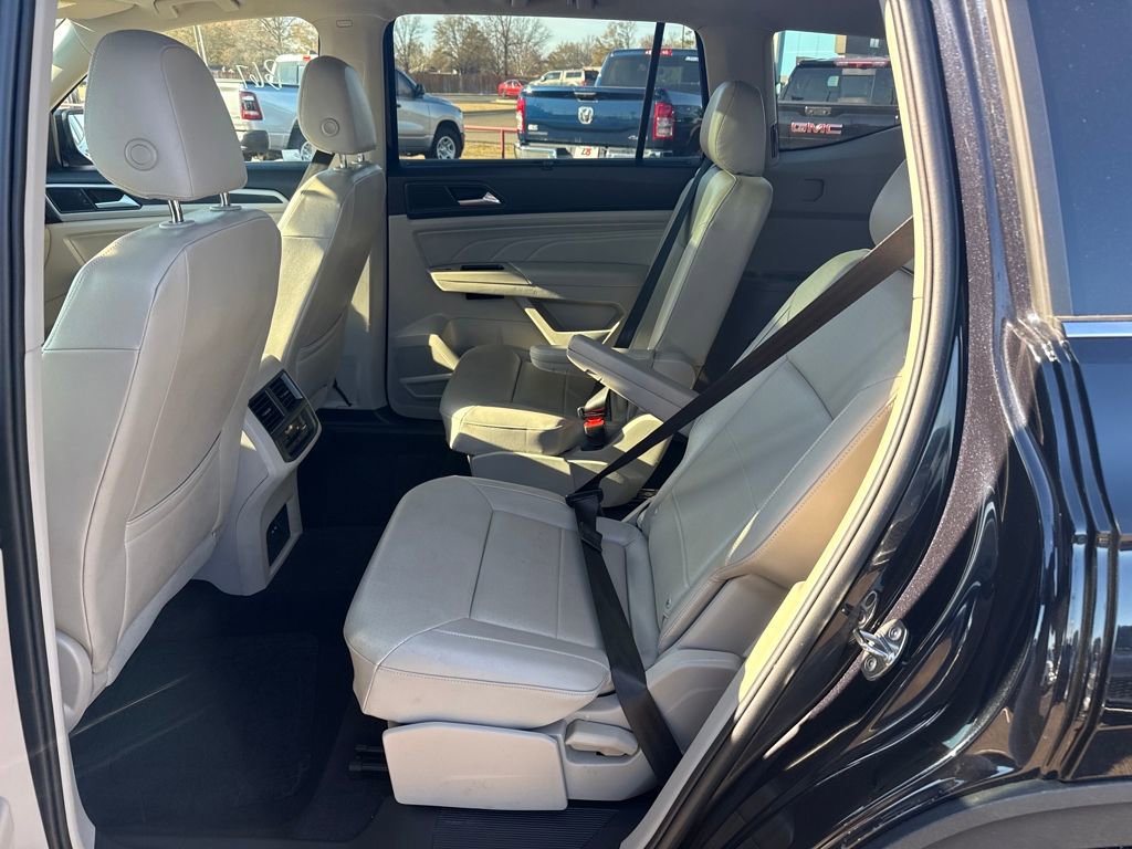 Used 2021 Volkswagen Atlas SE w/ Panoramic Sunroof Package image 16
