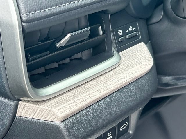 Certified 2024 Toyota Grand Highlander AWD Hybrid image 18