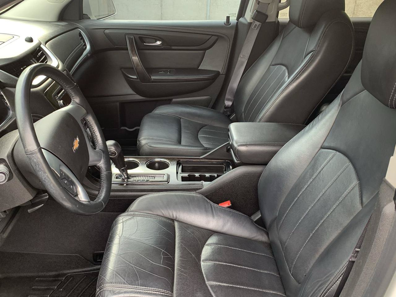 Used 2015 Chevrolet Traverse LTZ AWD/4WD image 9