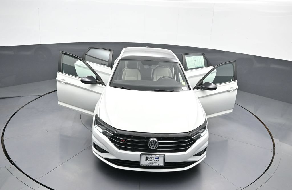 Used 2020 Volkswagen Jetta R-Line w/ R-Line Cold Weather Package FWD image 45