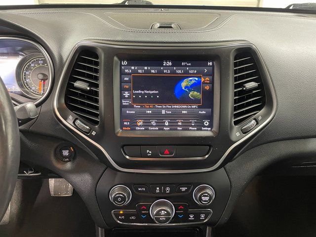 Used 2021 Jeep Cherokee Latitude Lux w/ Sun & Sound Group AWD/4WD image 16