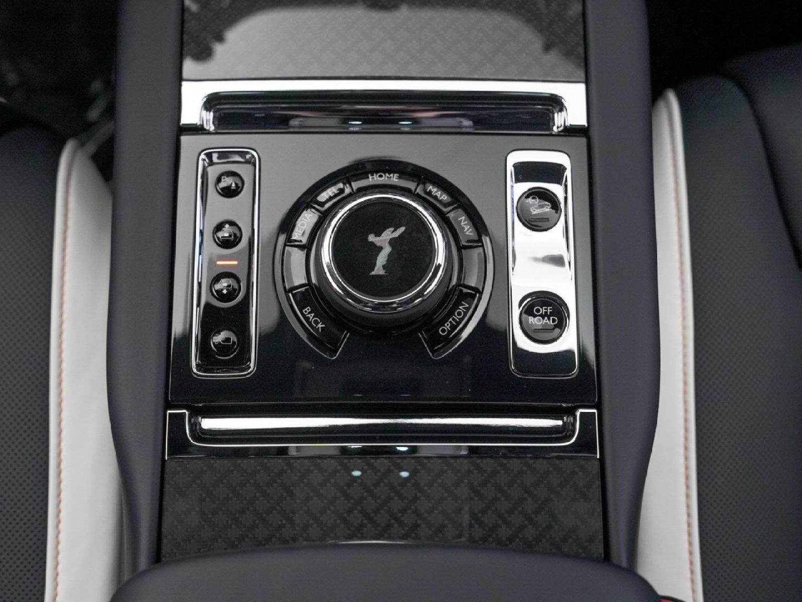 New 2026 Rolls-Royce Cullinan Black Badge AWD/4WD image 42