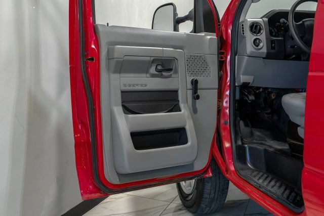 Used 2012 Ford E-250 and Econoline 250 RWD image 41