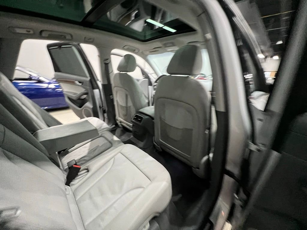 Used 2013 Audi Q5 3.0T Prestige image 32