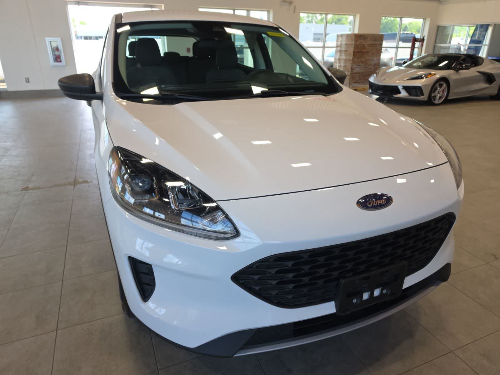 Certified 2022 Ford Escape S AWD/4WD image 4