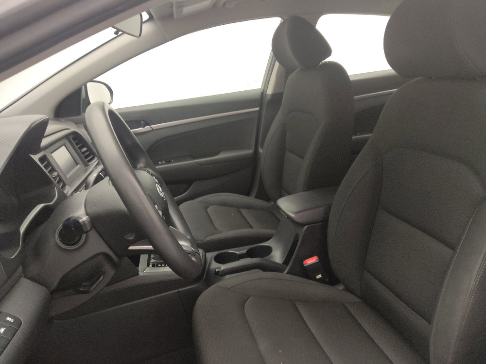 Used 2020 Hyundai Elantra SE w/ Cargo Package (C1) image 17