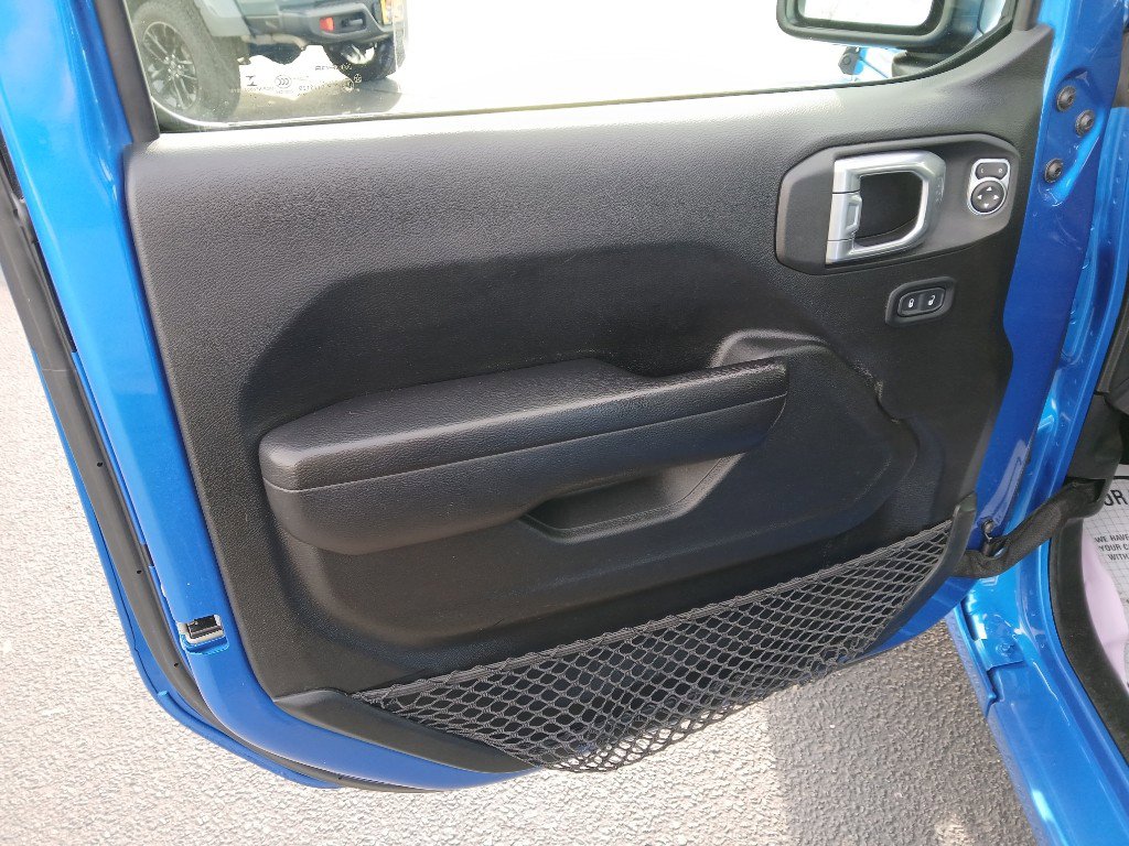 Used 2021 Jeep Gladiator Sport image 23