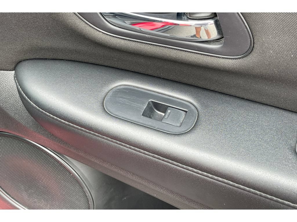 Certified 2017 Honda HR-V LX image 21