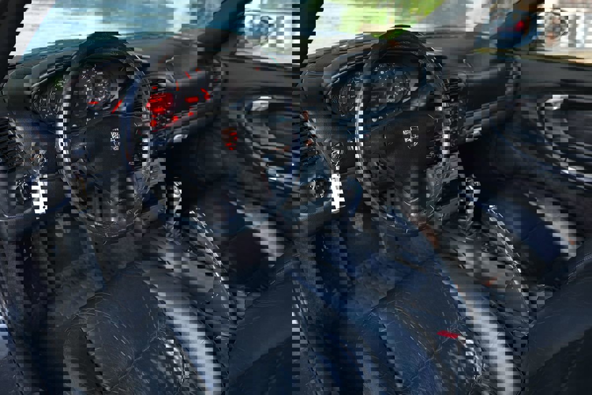 Used 2004 Porsche 911 Carrera 4 image 12