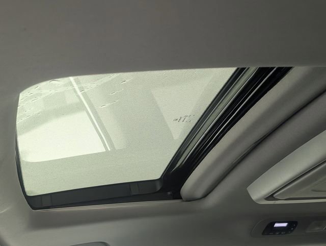 Used 2023 Honda Odyssey Touring image 13