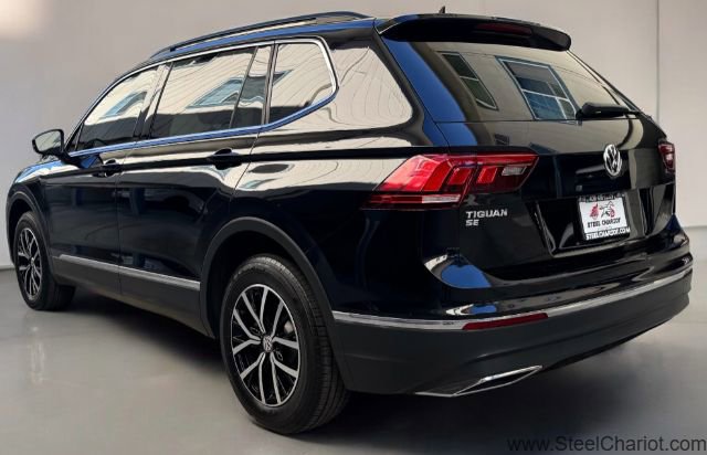 Used 2021 Volkswagen Tiguan SE w/ Panoramic Sunroof Package image 3