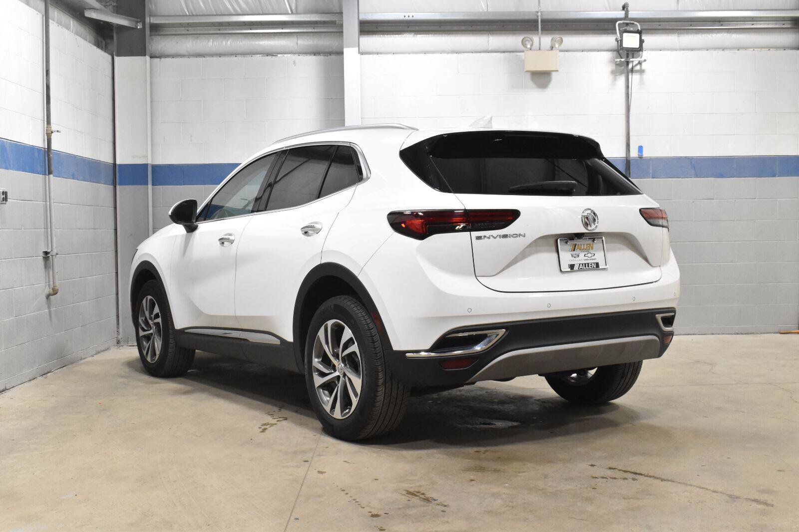 Used 2023 Buick Envision Essence FWD image 22