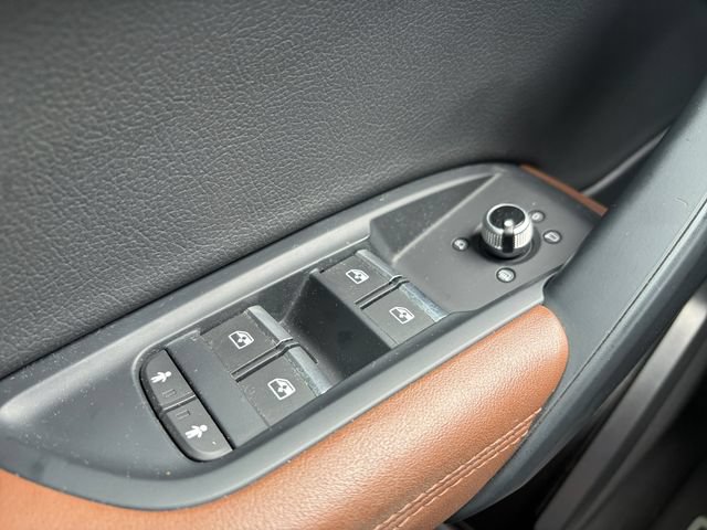 Used 2020 Audi Q5 Premium w/ Premium Plus Package AWD/4WD image 16
