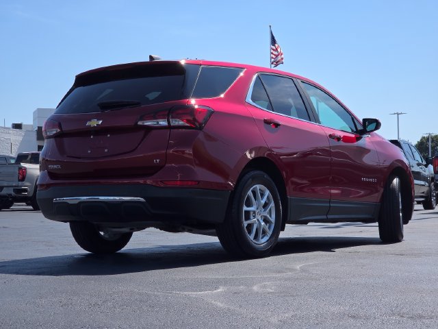 Used 2024 Chevrolet Equinox LT w/ LPO, Floor Liner Package FWD image 15