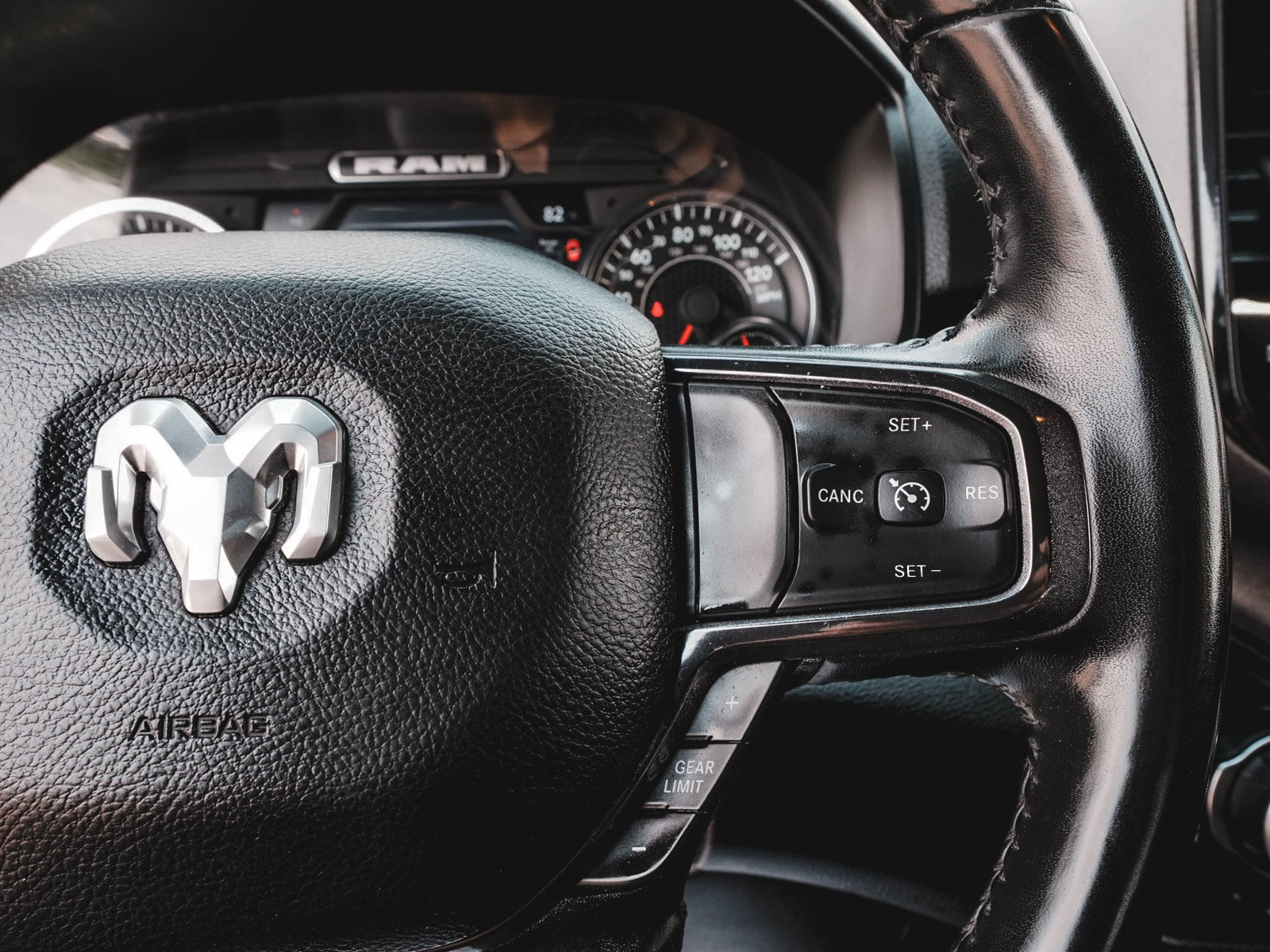 Used 2024 RAM 1500 Big Horn AWD/4WD image 18