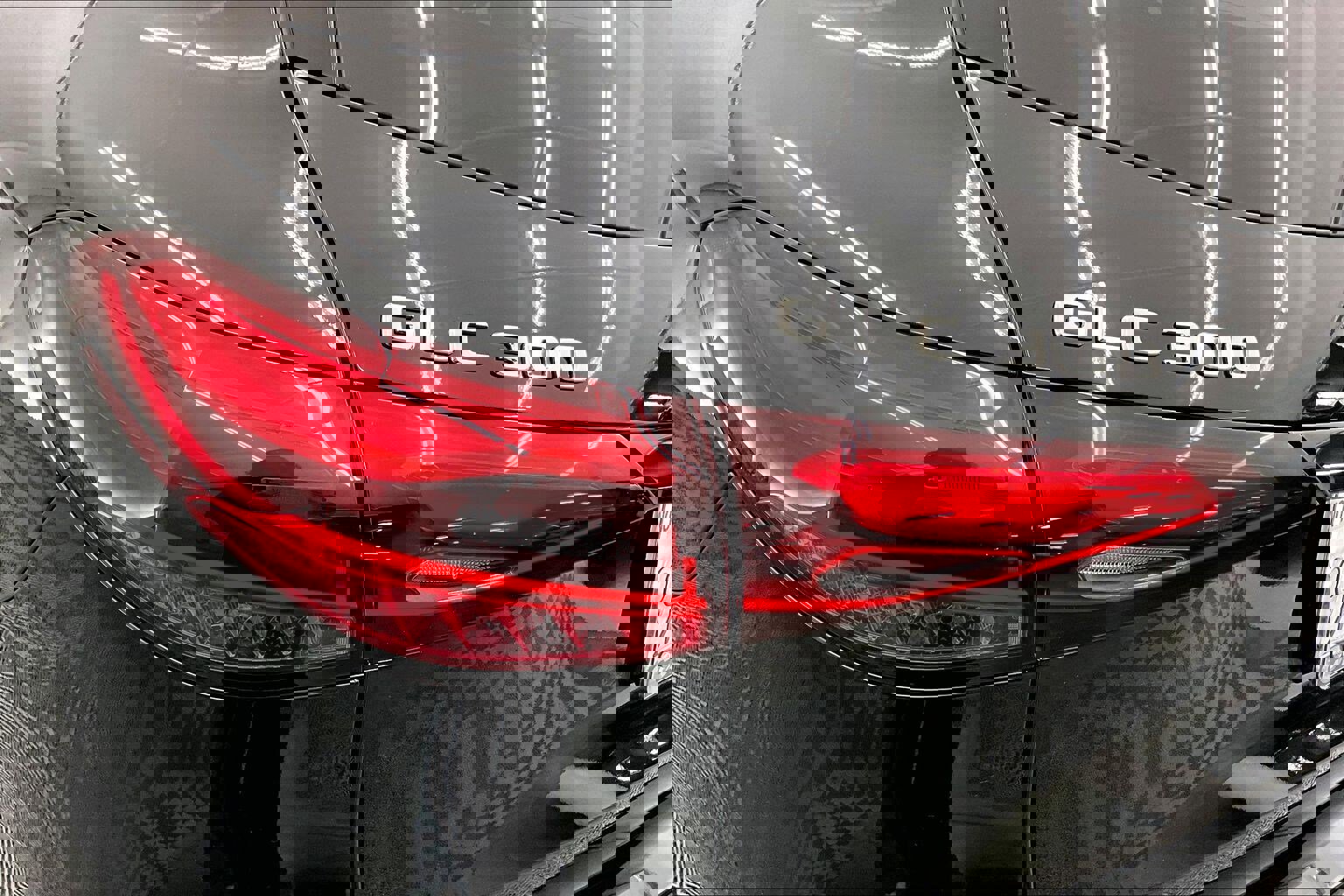 Used 2026 Mercedes-Benz GLC 300 image 27