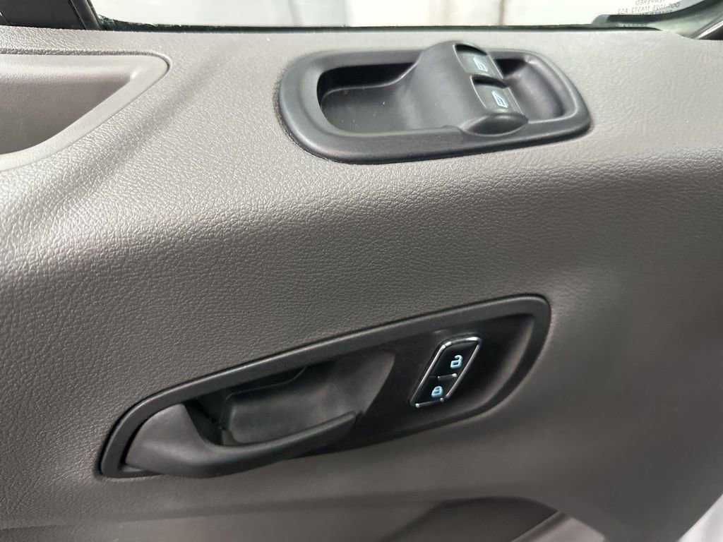 Used 2023 Ford Transit 350 XL image 19
