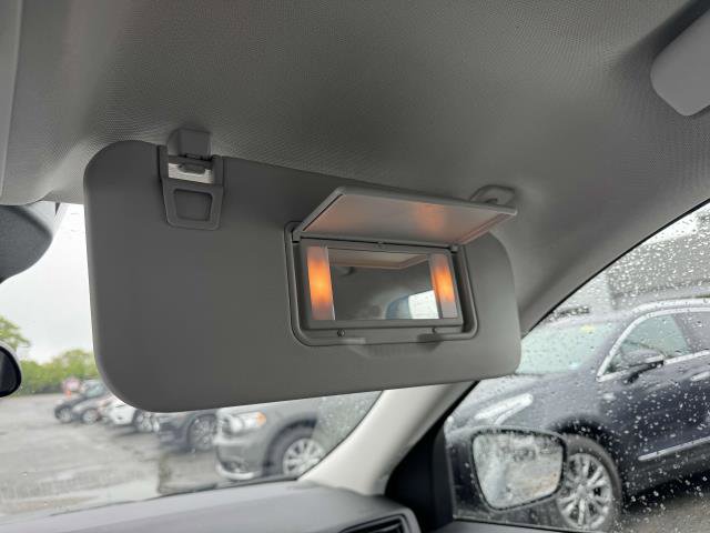 Used 2022 Ford Escape SE w/ SE Sport Appearance Package image 15