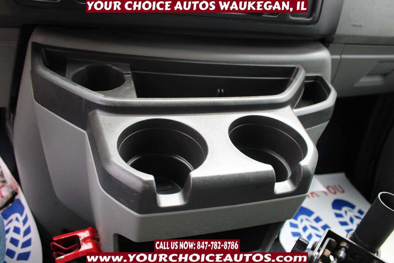 Used 2012 Ford E-450 and Econoline 450 Super Duty image 14