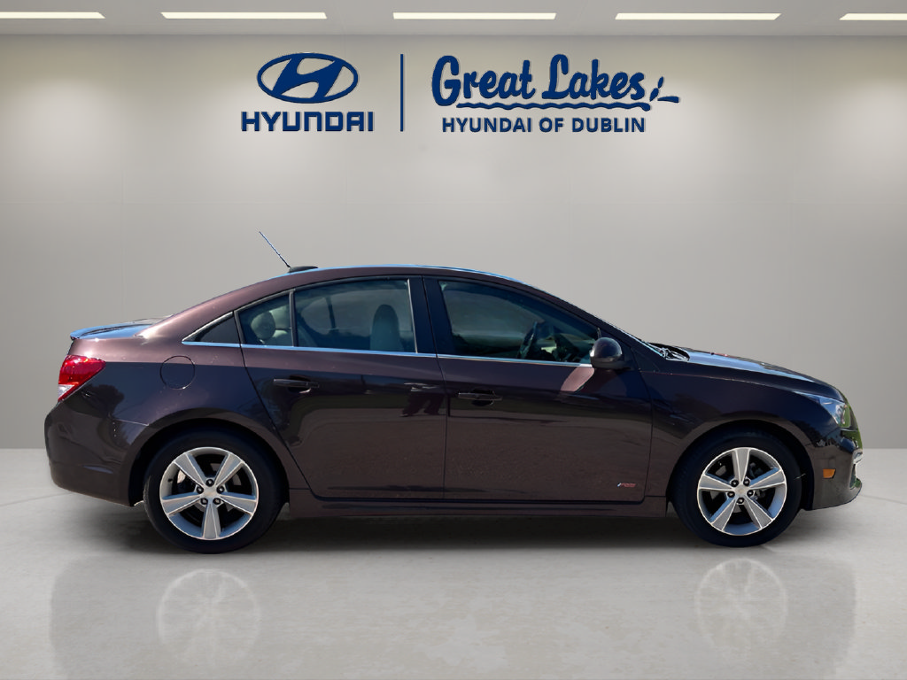 Used 2015 Chevrolet Cruze LT w/ Sun, Sound and Sport Package FWD image 6