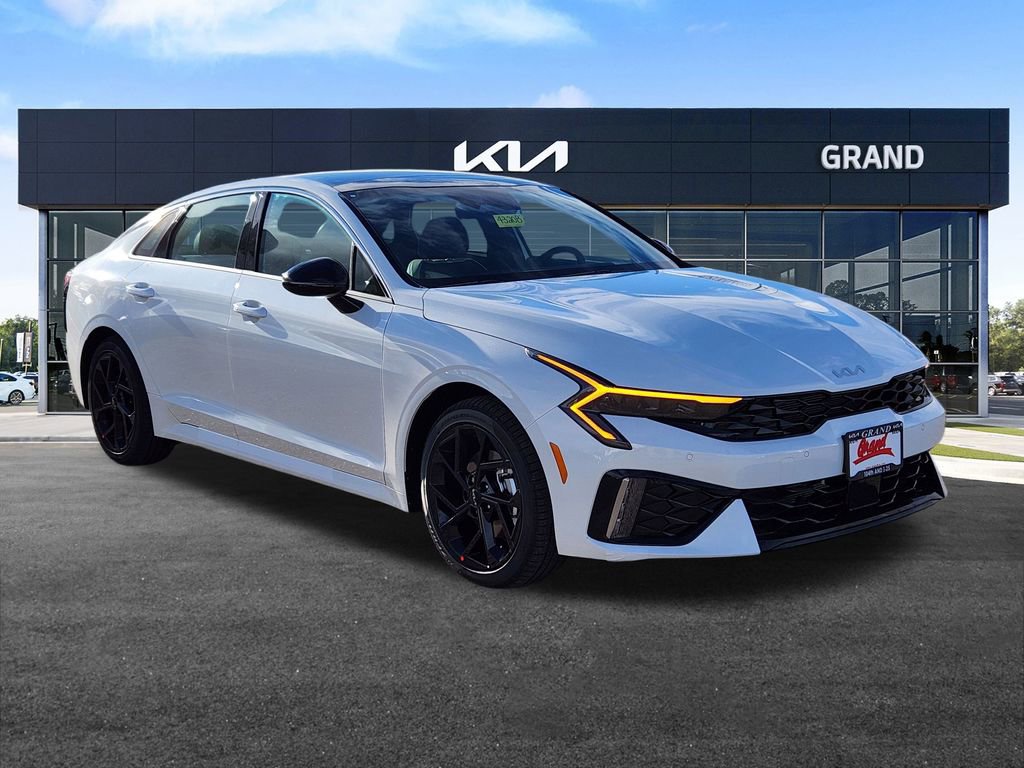 New 2026 Kia K5 GT-Line image 2
