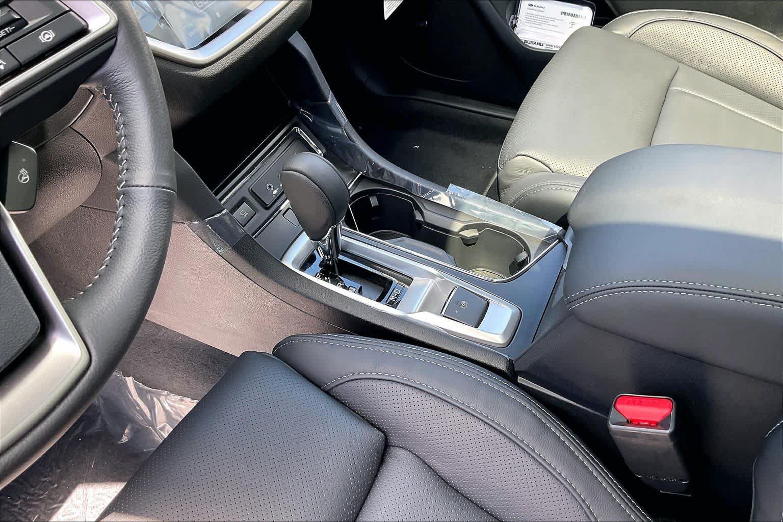 New 2026 Subaru Ascent Limited AWD/4WD image 7