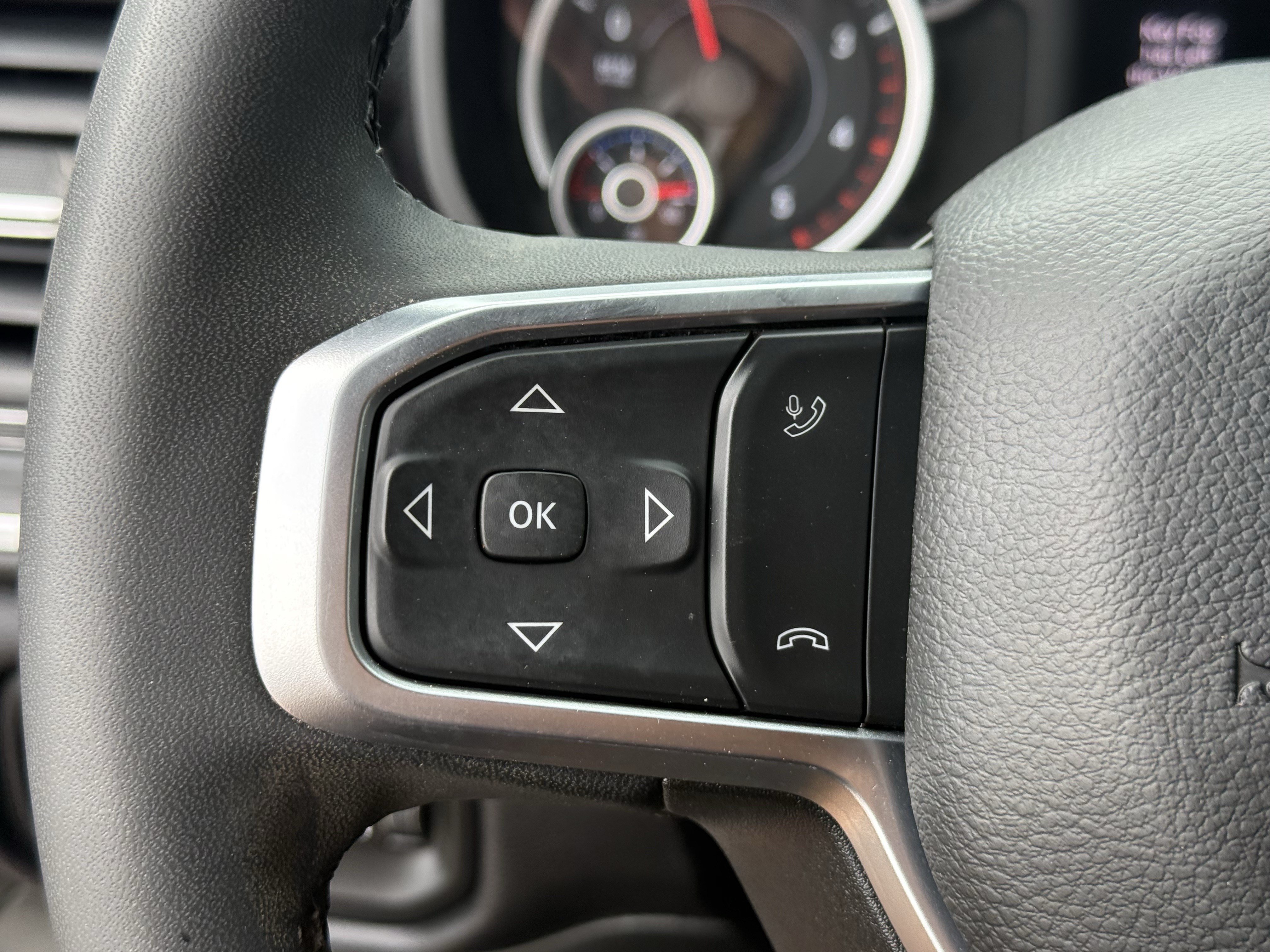 Used 2025 RAM 2500 Big Horn AWD/4WD image 17