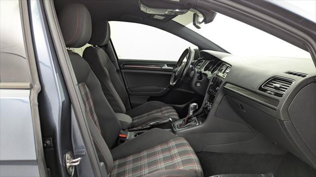 Used 2018 Volkswagen GTI S FWD image 21