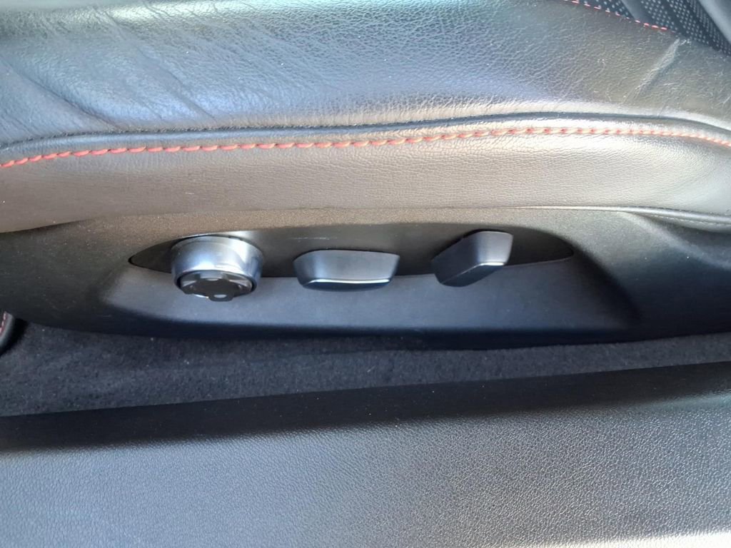 Used 2022 Chevrolet Corvette Stingray Premium Conv w/ Z51 Performance Package image 12